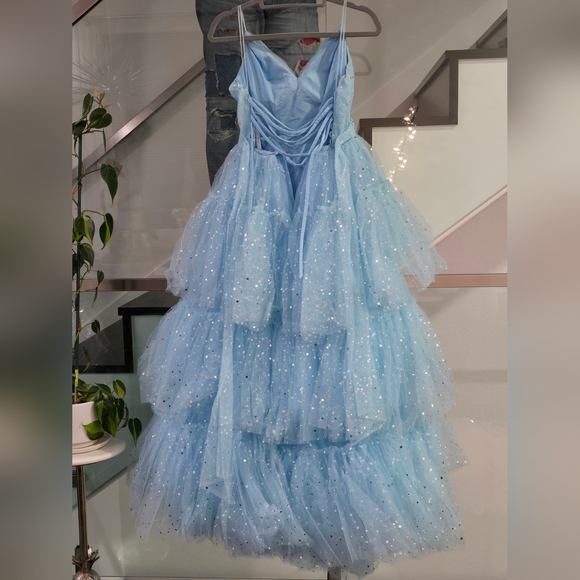 Gown dress - Picture 7 of 7